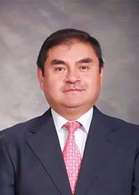 Dr. Fernando Vera